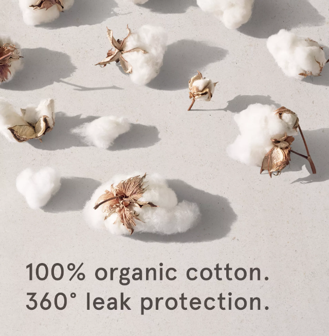 Cotton buds and cotton balls on a light background with text about organic cotton and leak protection.