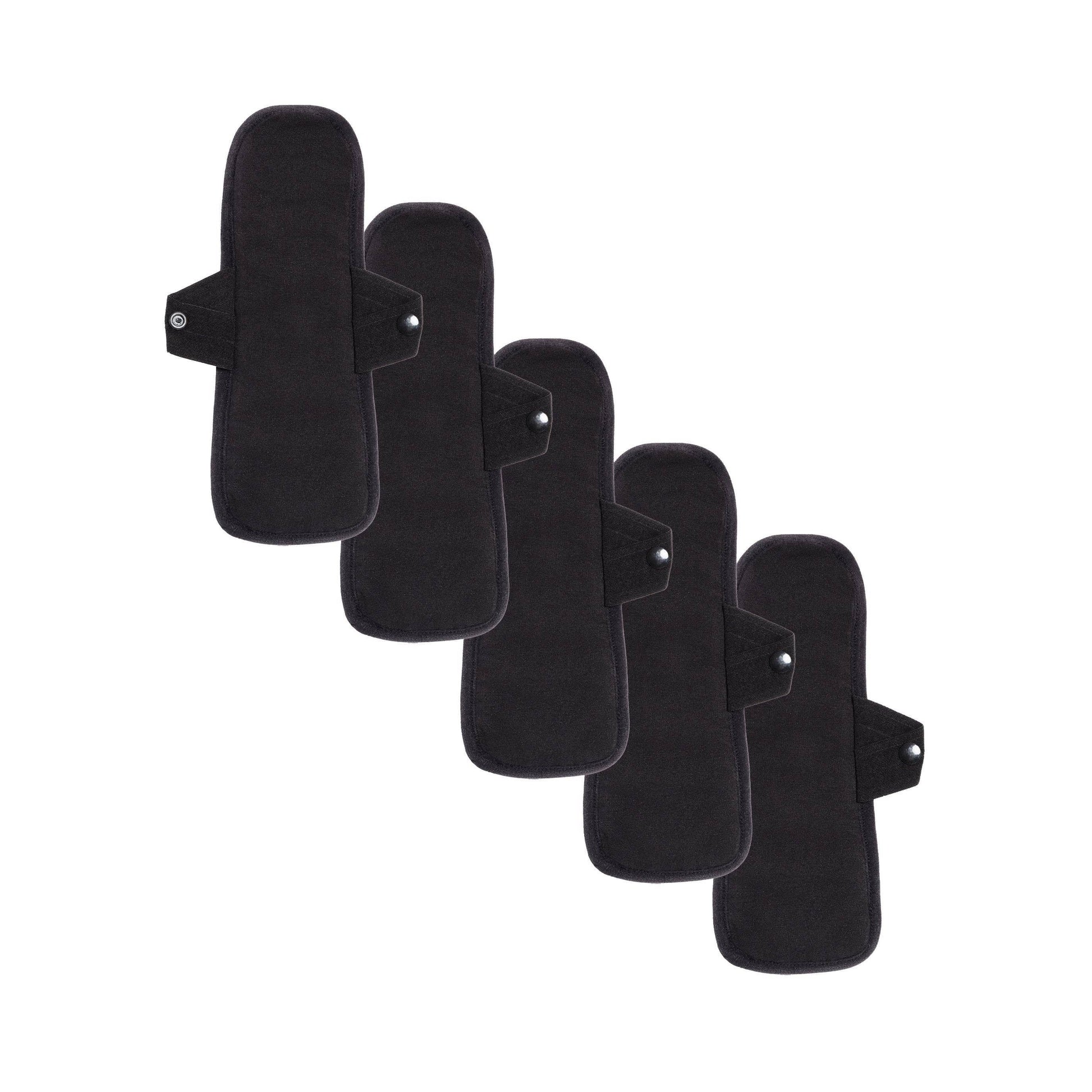 Set of 5 black cloth pads